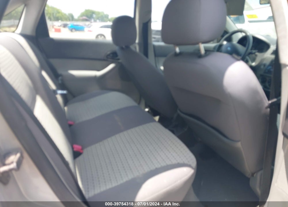 2007 FORD FOCUS S/SE/SES VIN: 1FAHP34N57W327660