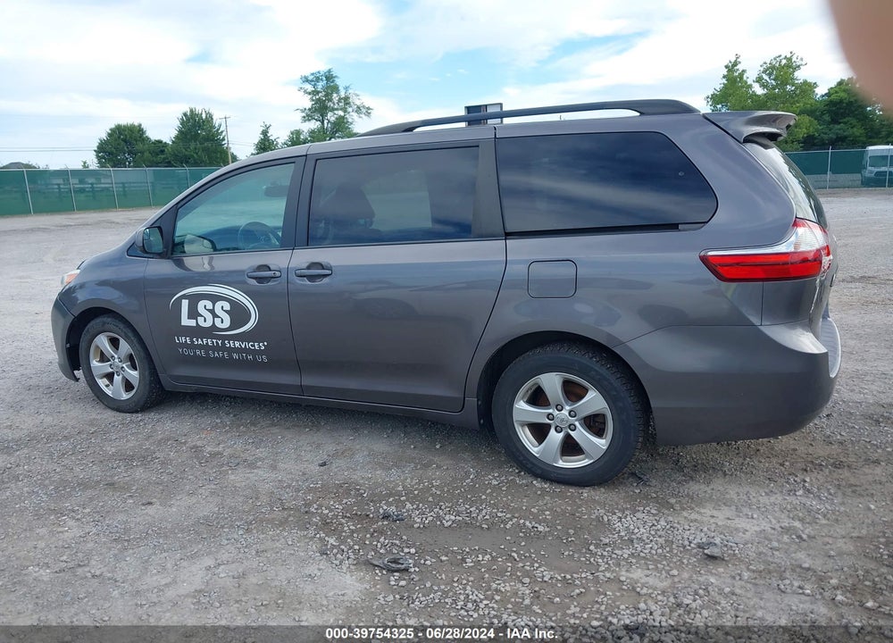 2016 TOYOTA SIENNA LE 8 PASSENGER VIN: 5TDKK3DC9GS712572