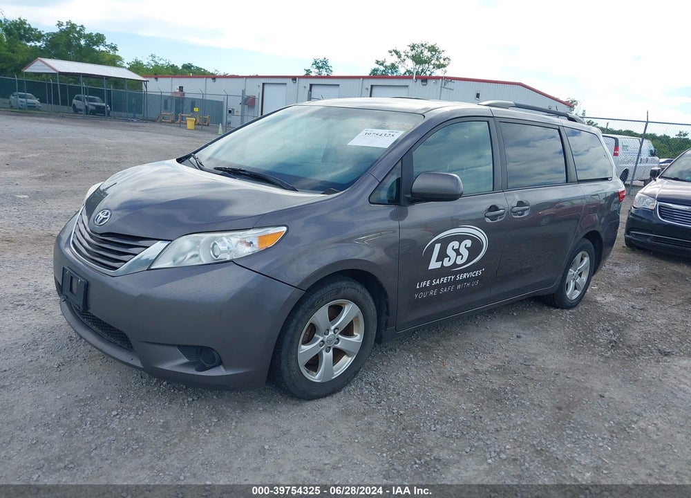 2016 TOYOTA SIENNA LE 8 PASSENGER VIN: 5TDKK3DC9GS712572
