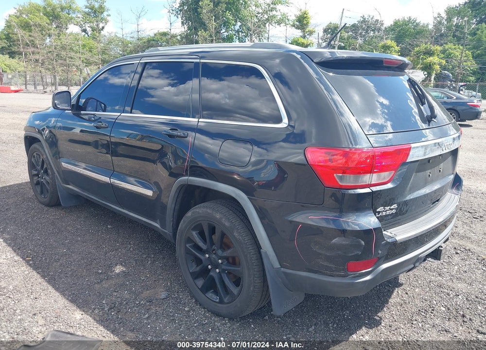 2011 JEEP GRAND CHEROKEE LAREDO VIN: 1J4RR4GG8BC610327