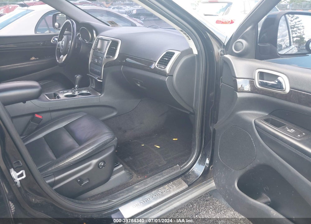 2011 JEEP GRAND CHEROKEE LAREDO VIN: 1J4RR4GG8BC610327