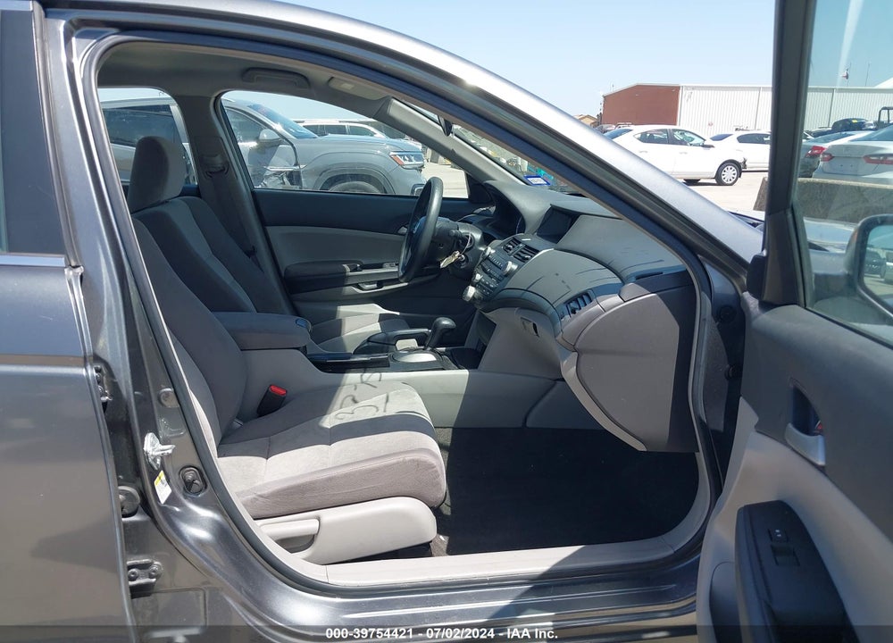2009 HONDA ACCORD 2.4 LX VIN: 1HGCP263X9A086321