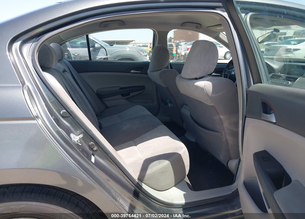 2009 HONDA ACCORD 2.4 LX VIN: 1HGCP263X9A086321