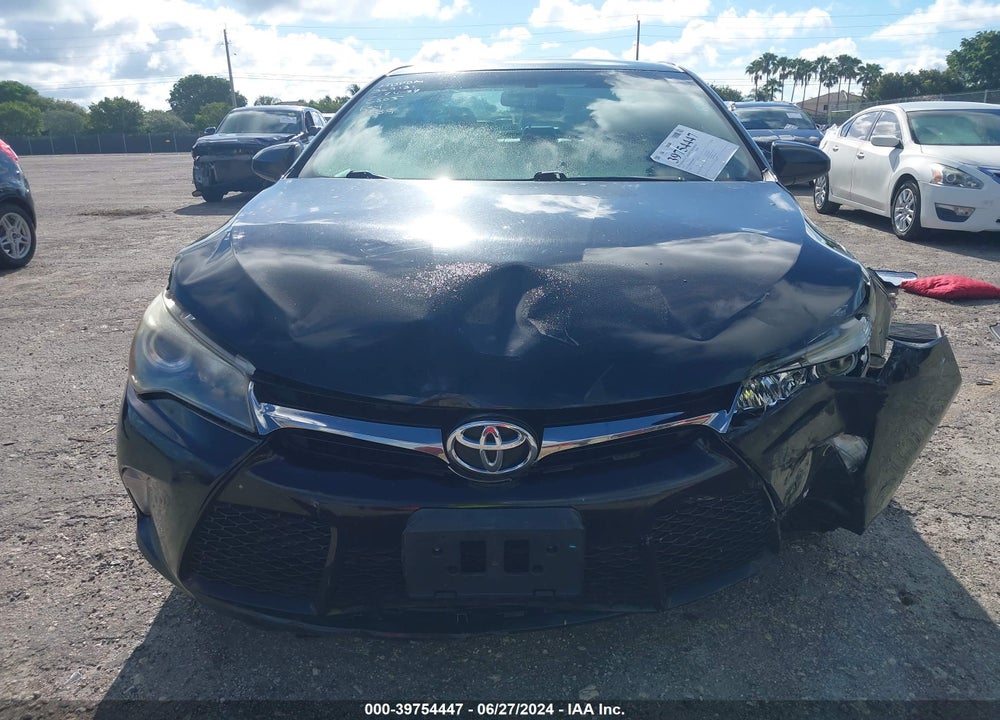 2015 TOYOTA CAMRY SE VIN: 4T1BF1FK6FU016805