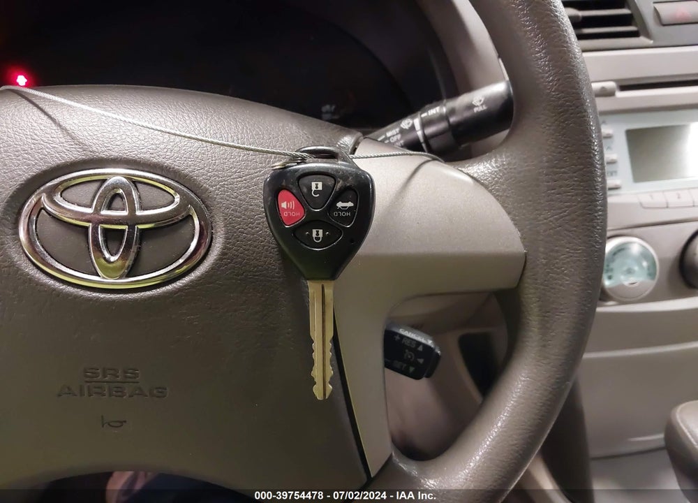 2008 TOYOTA CAMRY LE VIN: 4T4BE46K88R036468
