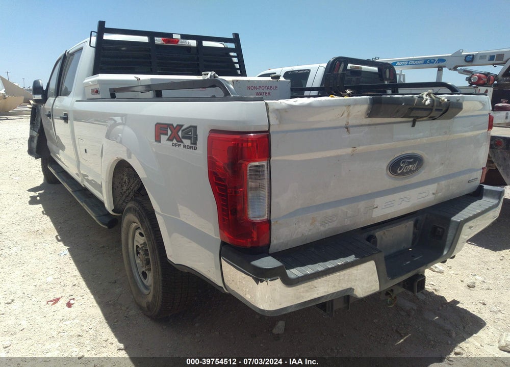 2019 FORD F-250 XL VIN: 1FT7W2B69KEF60972