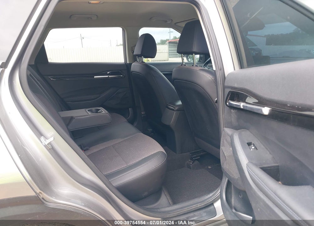 2021 KIA SELTOS VIN: KNDEU2AA1M7216305