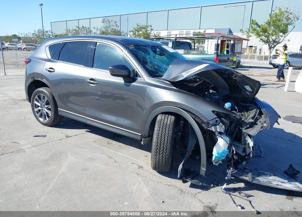 2020 MAZDA CX-5 SIGNATURE VIN: JM3KFBEY3L0830467
