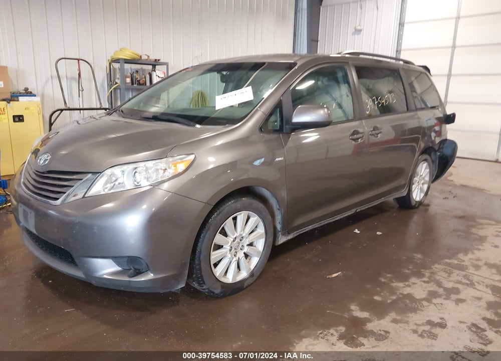 2017 TOYOTA SIENNA LE 7 PASSENGER VIN: 5TDJZ3DC2HS155965