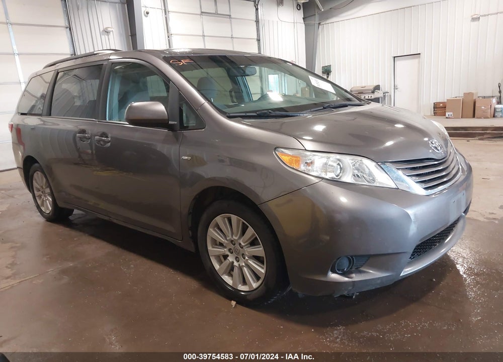 2017 TOYOTA SIENNA LE 7 PASSENGER VIN: 5TDJZ3DC2HS155965