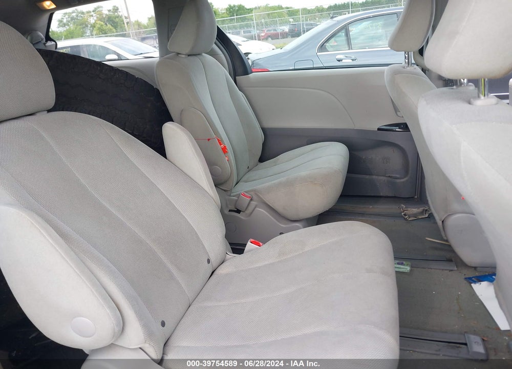 2013 TOYOTA SIENNA L V6 7 PASSENGER VIN: 5TDZK3DC8DS355539