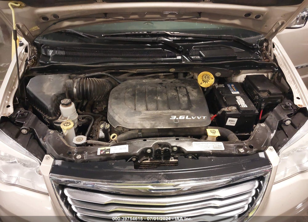 2014 CHRYSLER TOWN & COUNTRY TOURING-L 30TH ANNIVERSARY VIN: 2C4RC1CG4ER464645