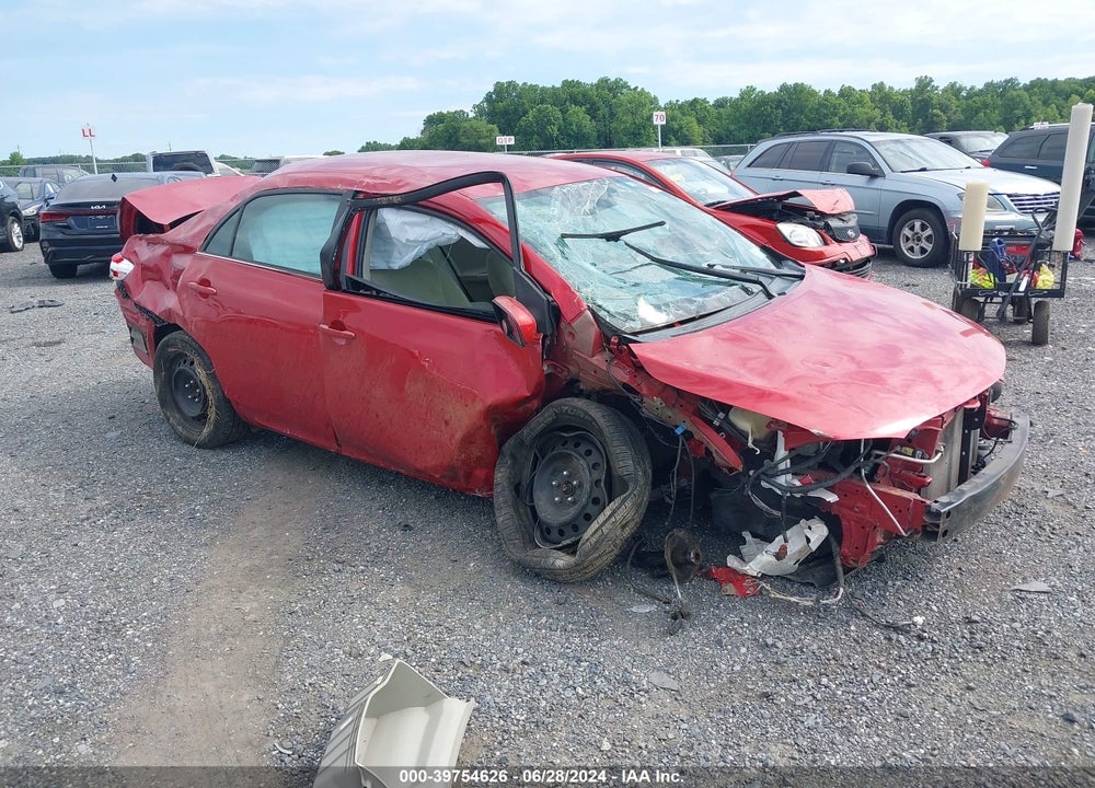 2013 TOYOTA COROLLA LE VIN: 2T1BU4EE0DC077908