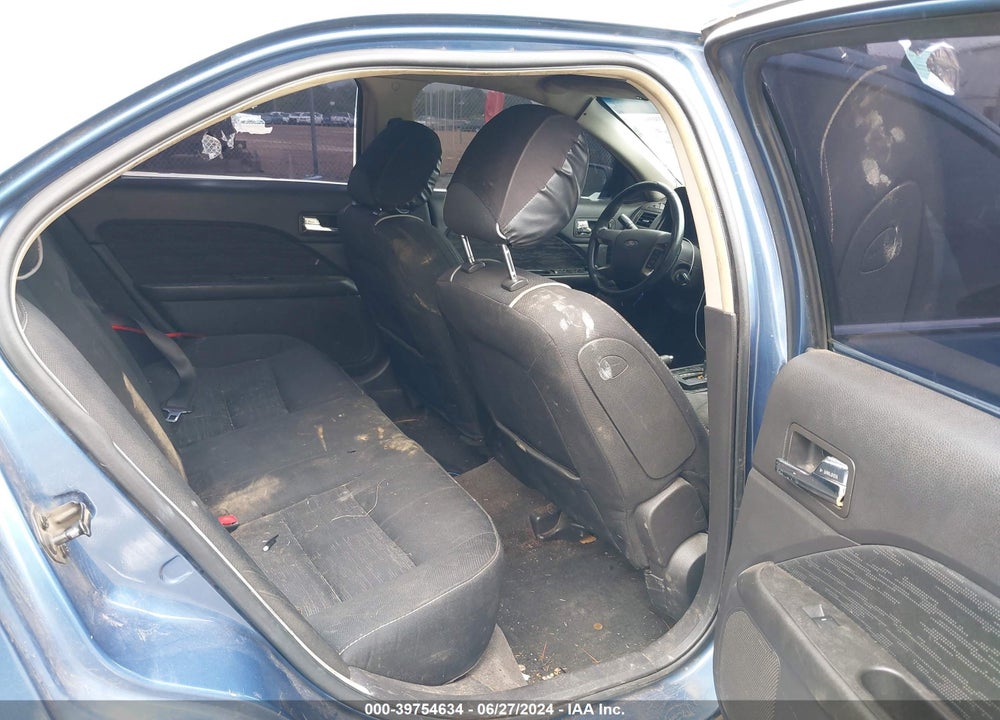 2010 FORD FUSION SE VIN: 3FAHP0HA4AR221216