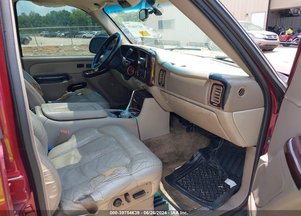 2002 CHEVROLET TAHOE LT VIN: 1GNEC13Z72R200425