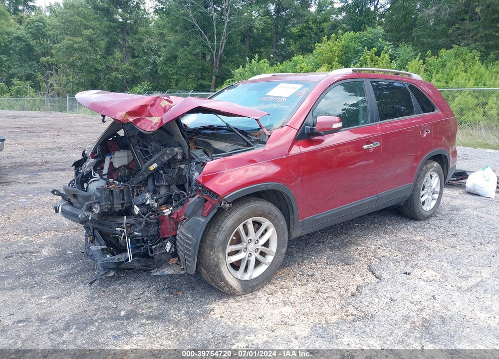 2014 KIA SORENTO LX VIN: 5XYKT3A69EG433189