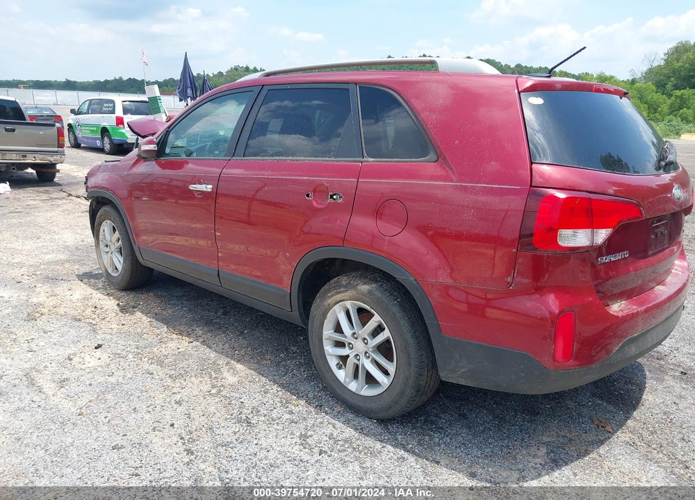 2014 KIA SORENTO LX VIN: 5XYKT3A69EG433189