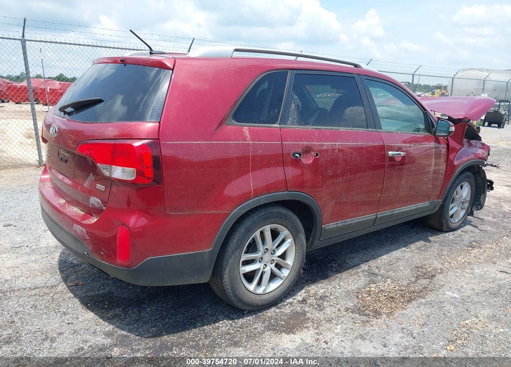 2014 KIA SORENTO LX VIN: 5XYKT3A69EG433189
