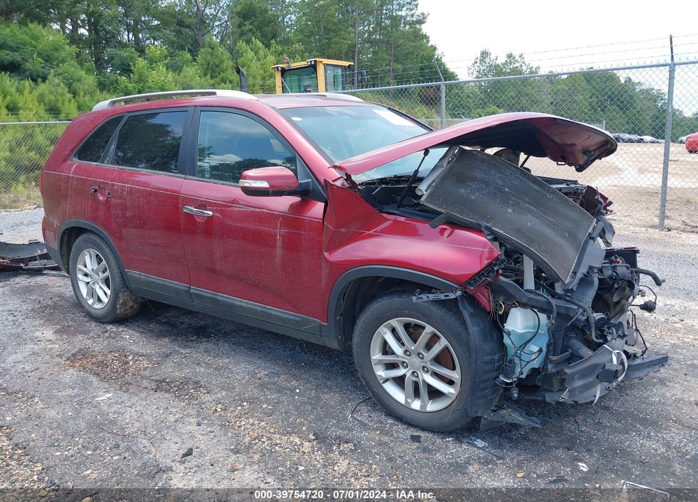 2014 KIA SORENTO LX VIN: 5XYKT3A69EG433189