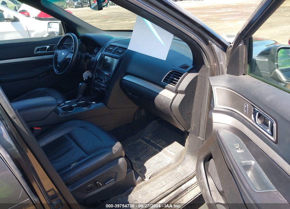 2016 FORD EXPLORER XLT VIN: 1FM5K8D89GGA24292