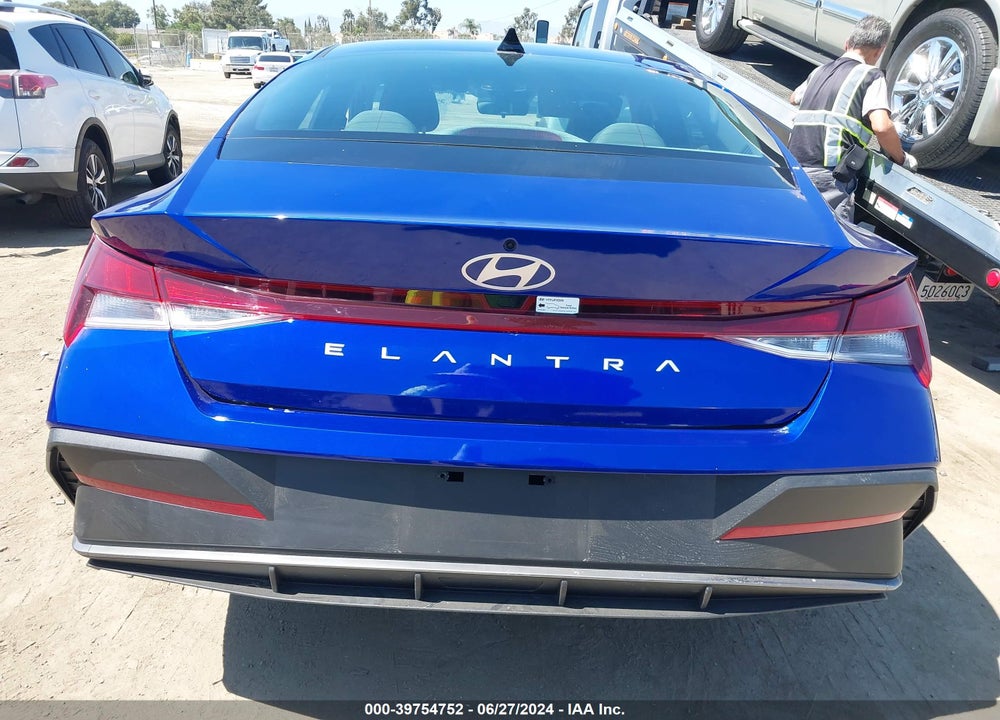 2024 HYUNDAI ELANTRA SEL VIN: KMHLM4DG5RU730729