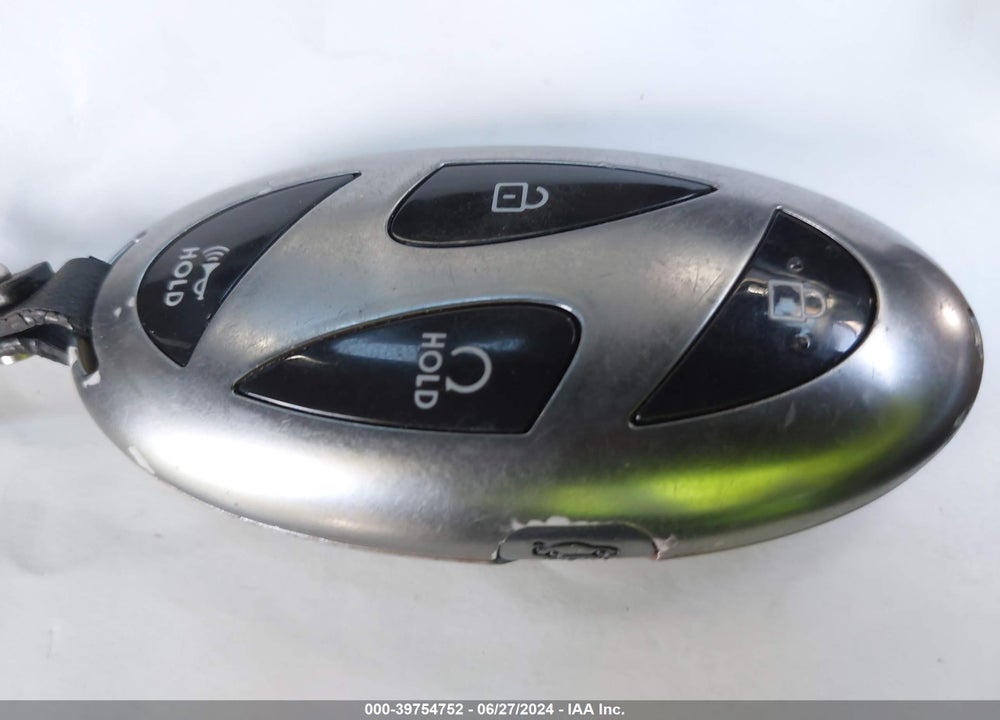 2024 HYUNDAI ELANTRA SEL VIN: KMHLM4DG5RU730729