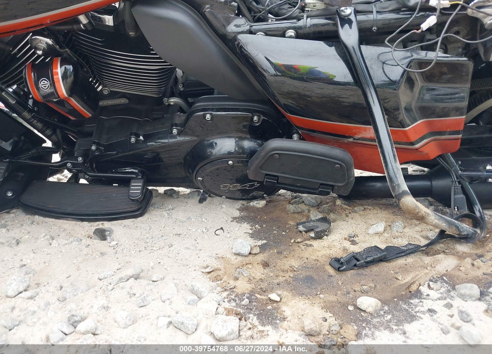 2022 HARLEY-DAVIDSON FLTRK VIN: 1HD1KZF17NB623273