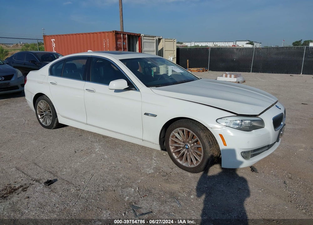 2013 BMW 535I VIN: WBAFR7C52DC826236