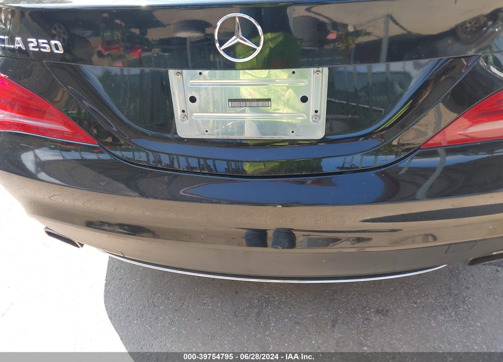 2014 MERCEDES-BENZ CLA 250 VIN: WDDSJ4EB6EN039098