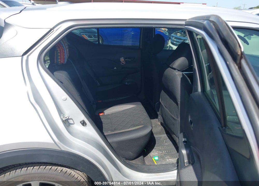 2019 NISSAN KICKS SV VIN: 3N1CP5CU6KL482373