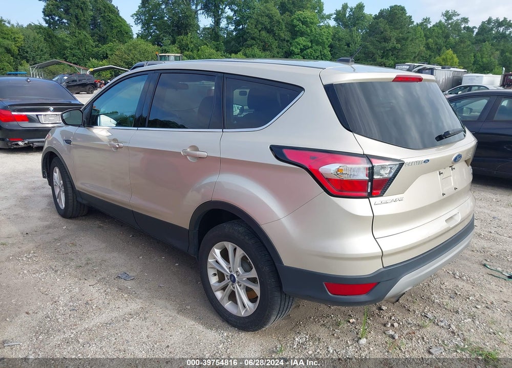 2017 FORD ESCAPE SE VIN: 1FMCU0GD7HUE84145