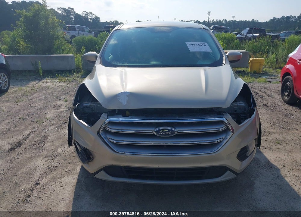 2017 FORD ESCAPE SE VIN: 1FMCU0GD7HUE84145
