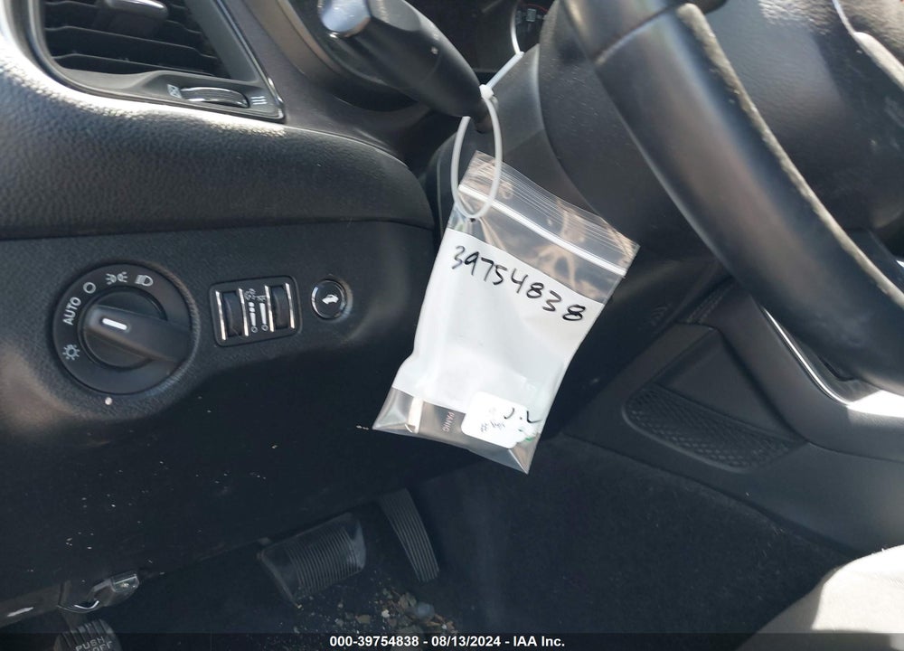 2018 DODGE CHALLENGER SXT VIN: 2C3CDZAG4JH311224