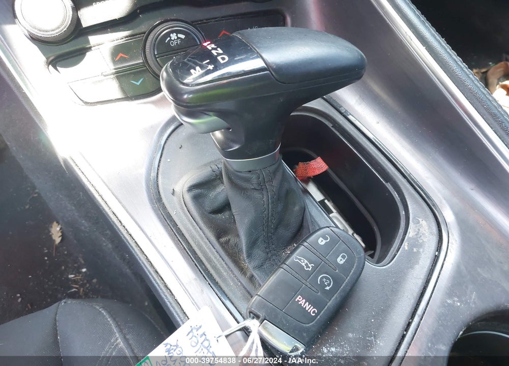 2018 DODGE CHALLENGER SXT VIN: 2C3CDZAG4JH311224