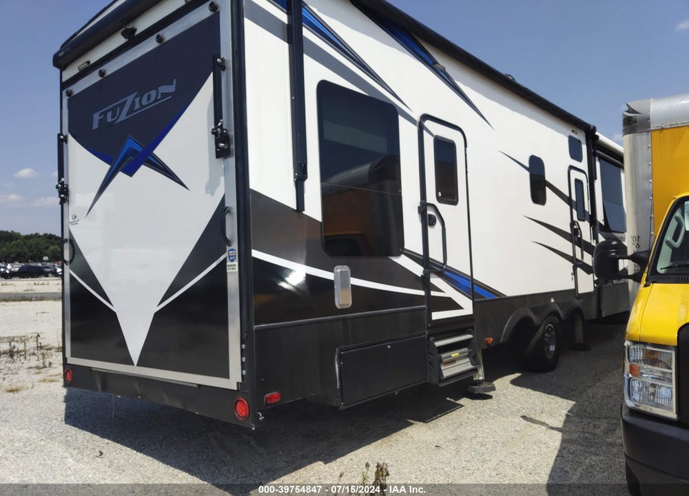2020 KEYSTONE FUZION VIN: 4YDF4293XLF810595