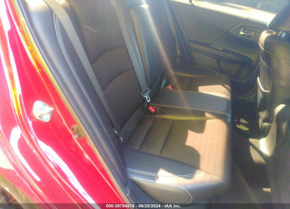 2017 HONDA ACCORD VIN: 1HGCR2F52HA046552