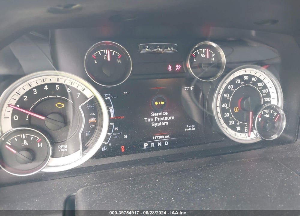 2013 RAM 1500 SLT VIN: 1C6RR6GG2DS595017