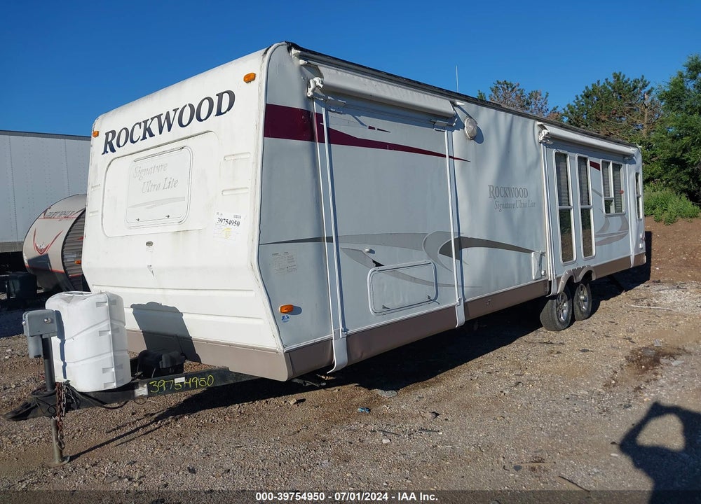 2009 ROCKWOOD 8314SS VIN: 4X4TRLG2891828830