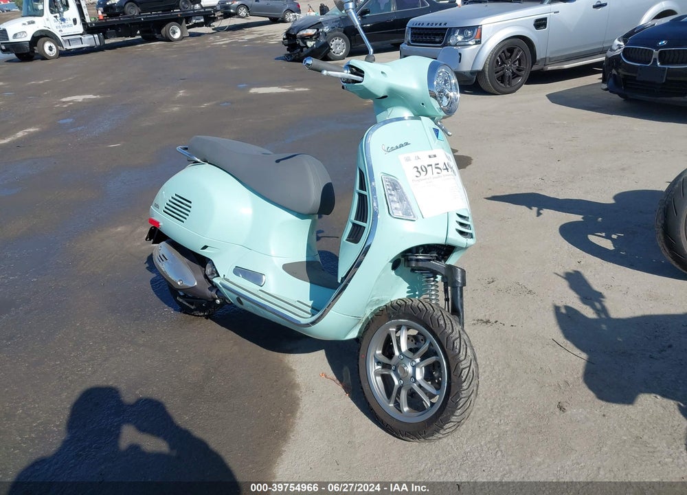 2023 VESPA GTS/SEI GIORNI 300 VIN: ZAPMD39MXP5100034