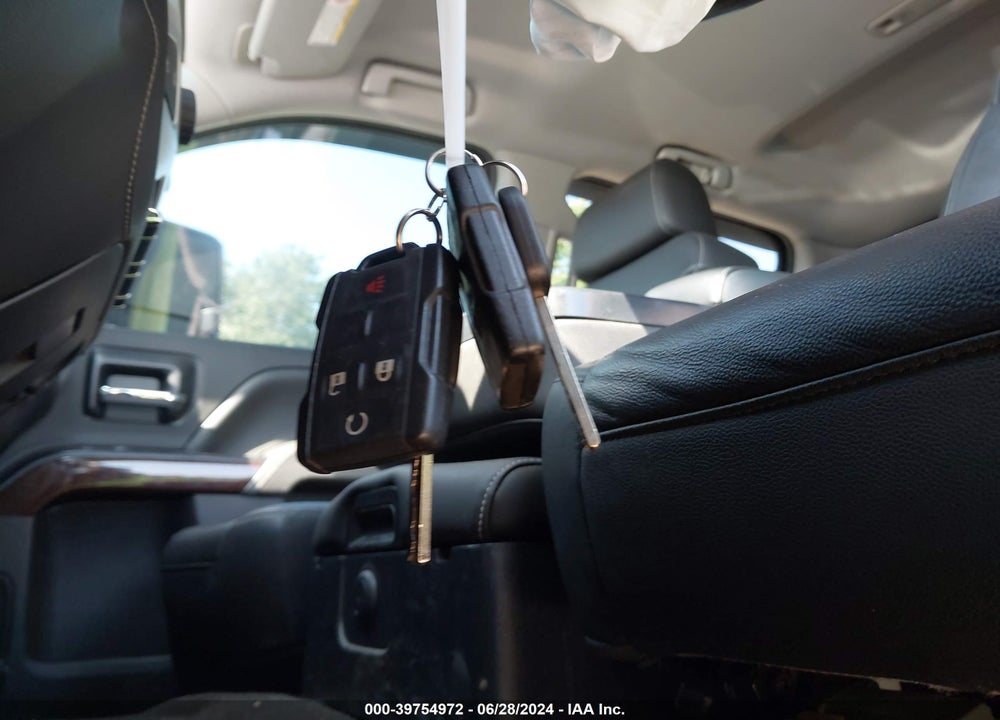 2018 GMC SIERRA 2500HD SLE VIN: 1GT12SEYXJF125028
