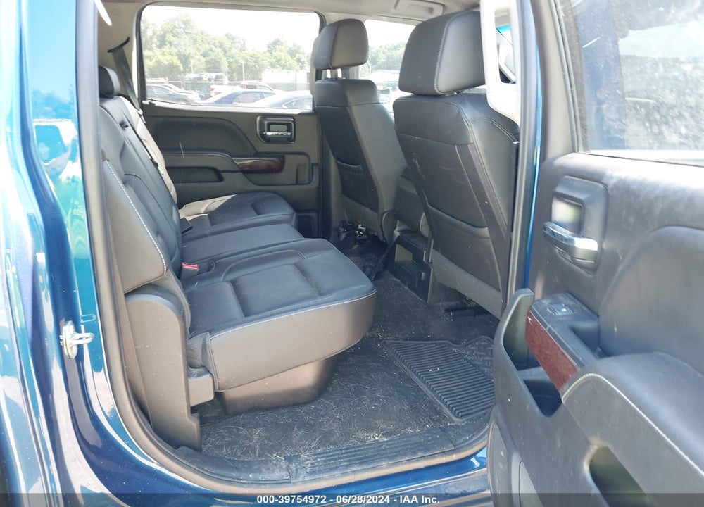 2018 GMC SIERRA 2500HD SLE VIN: 1GT12SEYXJF125028