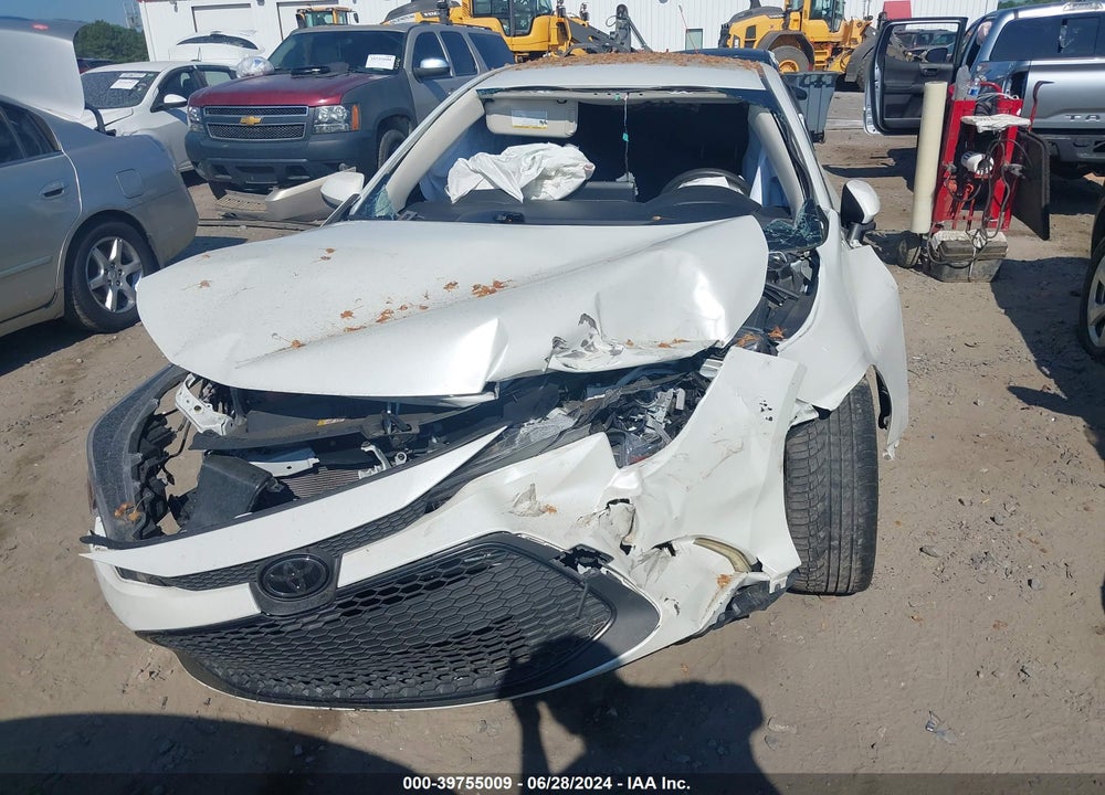 2021 TOYOTA COROLLA LE VIN: JTDEPMAE9MJ176354