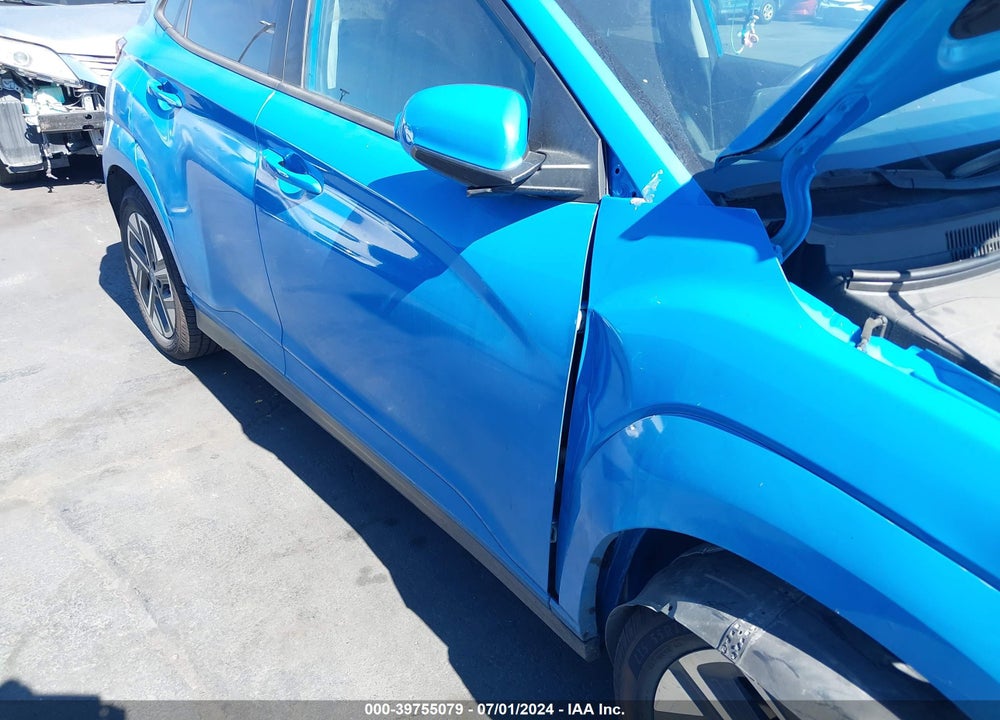 2022 HYUNDAI KONA ELECTRIC SEL VIN: KM8K33AG0NU139537