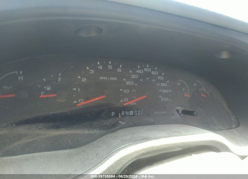 2005 FORD E-350 SUPER DUTY XL/XLT VIN: 1FBSS31S35HA61473