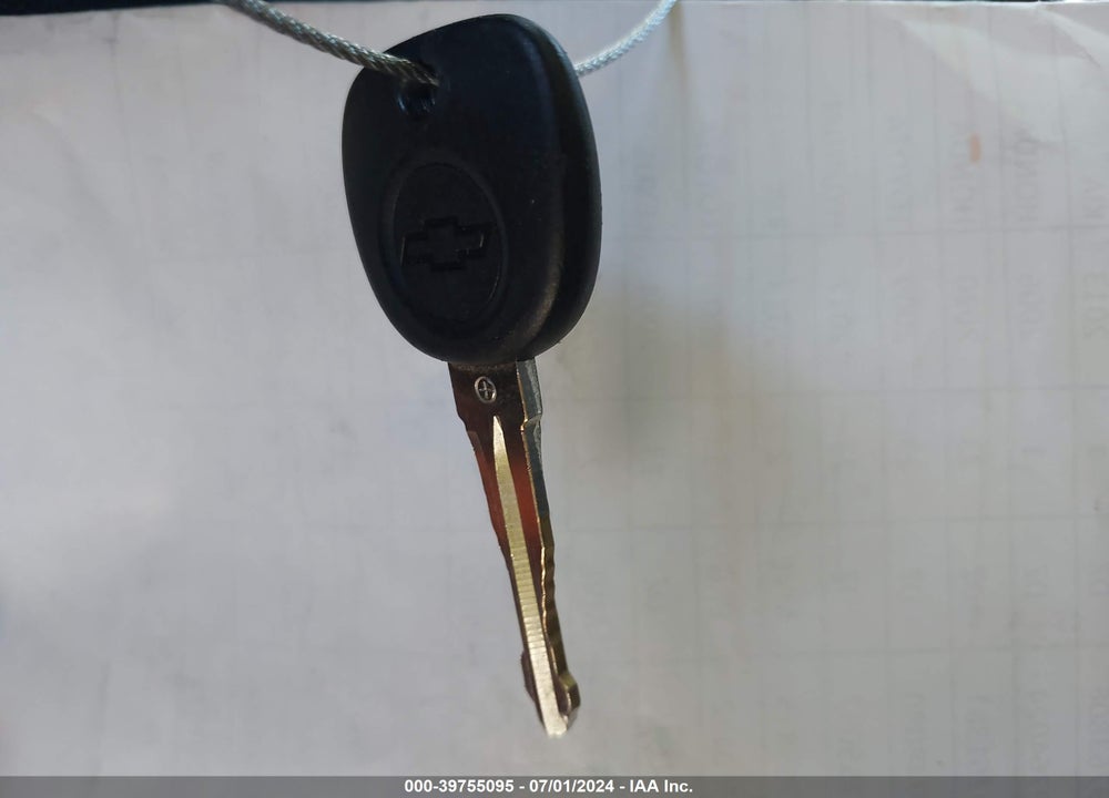 2009 CHEVROLET HHR LS VIN: 3GNCA13B29S602537