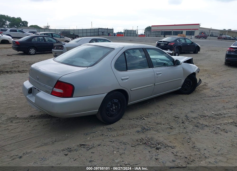 2000 NISSAN ALTIMA GLE/GXE/SE/XE VIN: 1N4DL01D2YC143851