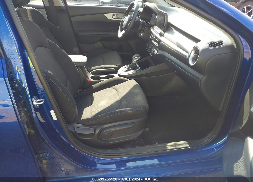 2024 KIA FORTE LXS VIN: 3KPF24AD1RE703351