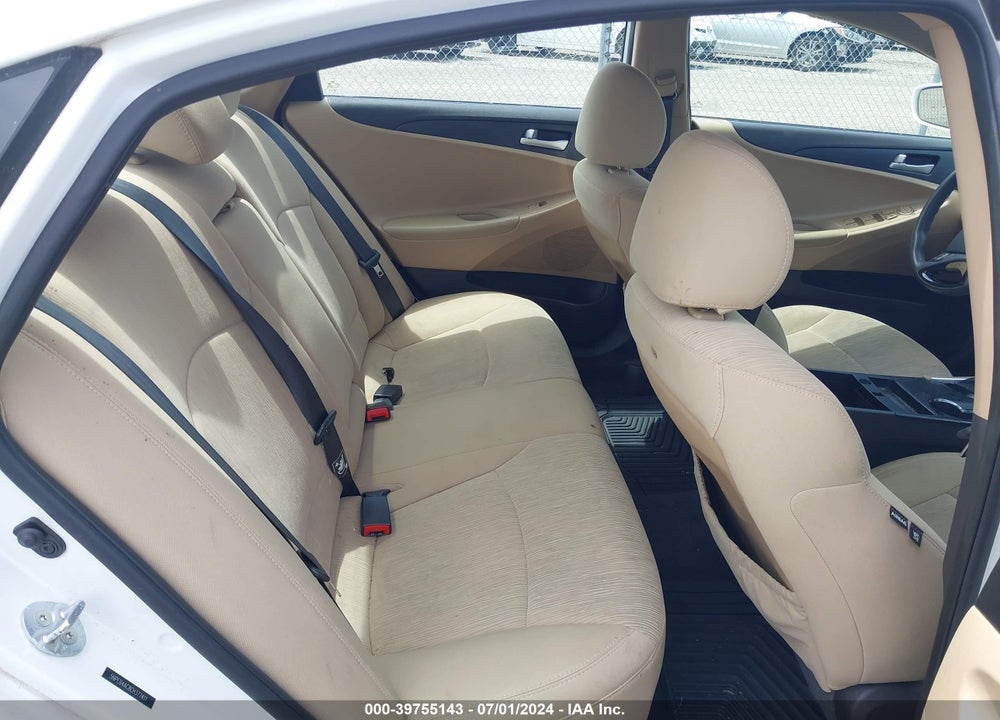 2012 HYUNDAI SONATA GLS VIN: 5NPEB4AC8CH377411