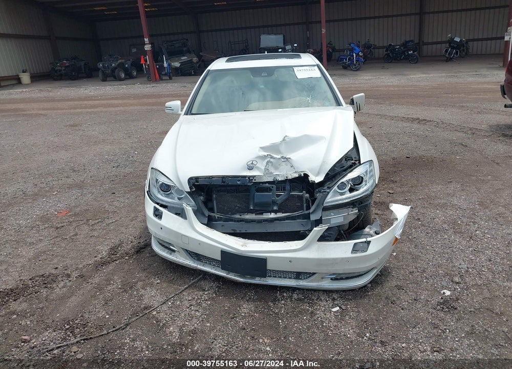 2013 MERCEDES-BENZ S 550 VIN: WDDNG7DBXDA494105