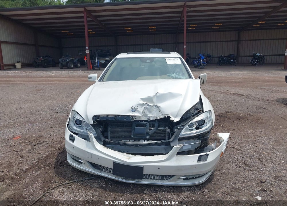 2013 MERCEDES-BENZ S 550 VIN: WDDNG7DBXDA494105